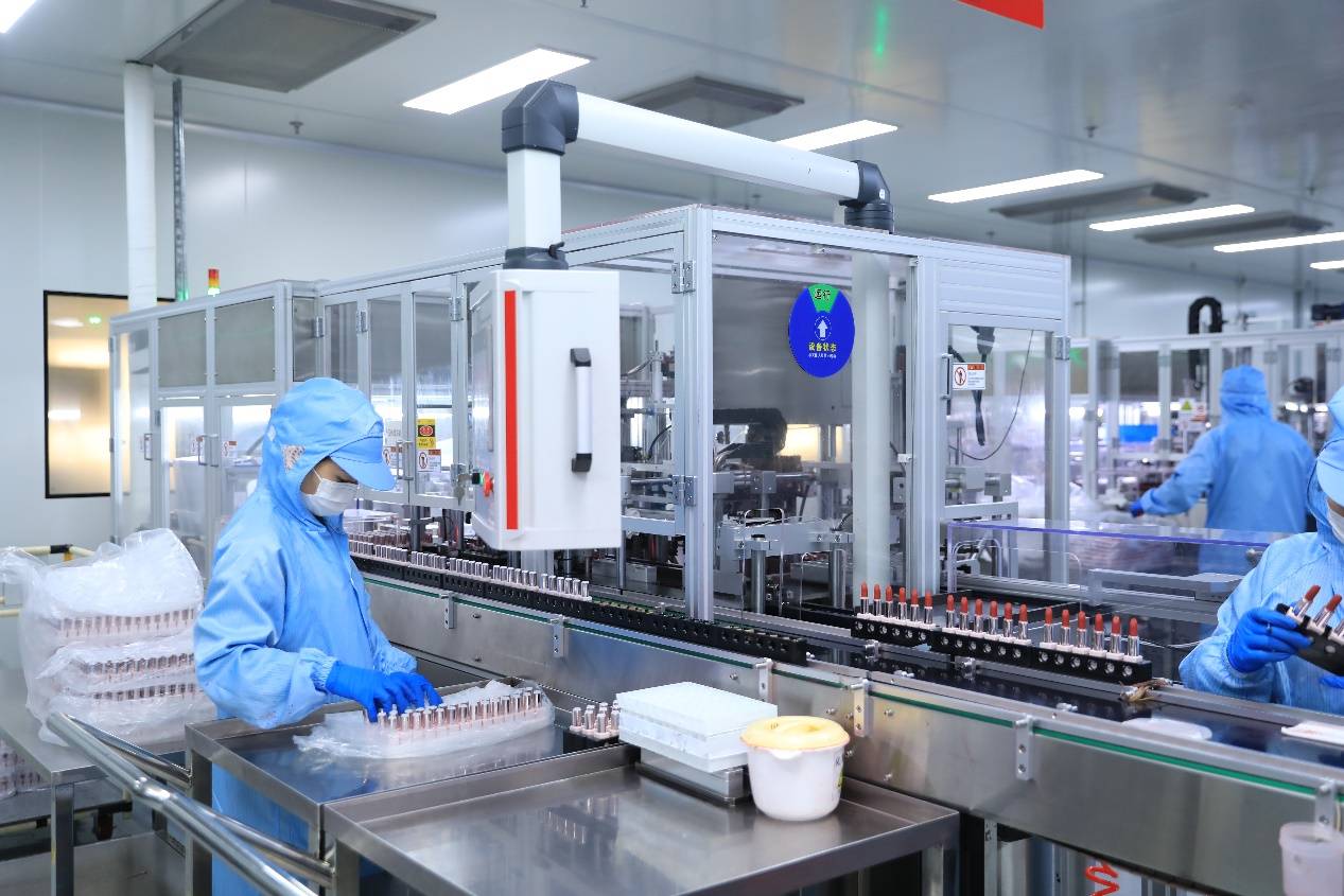 科絲美詩 創(chuàng)新引領(lǐng)，實現(xiàn)研究與生產(chǎn)領(lǐng)域的雙重突破